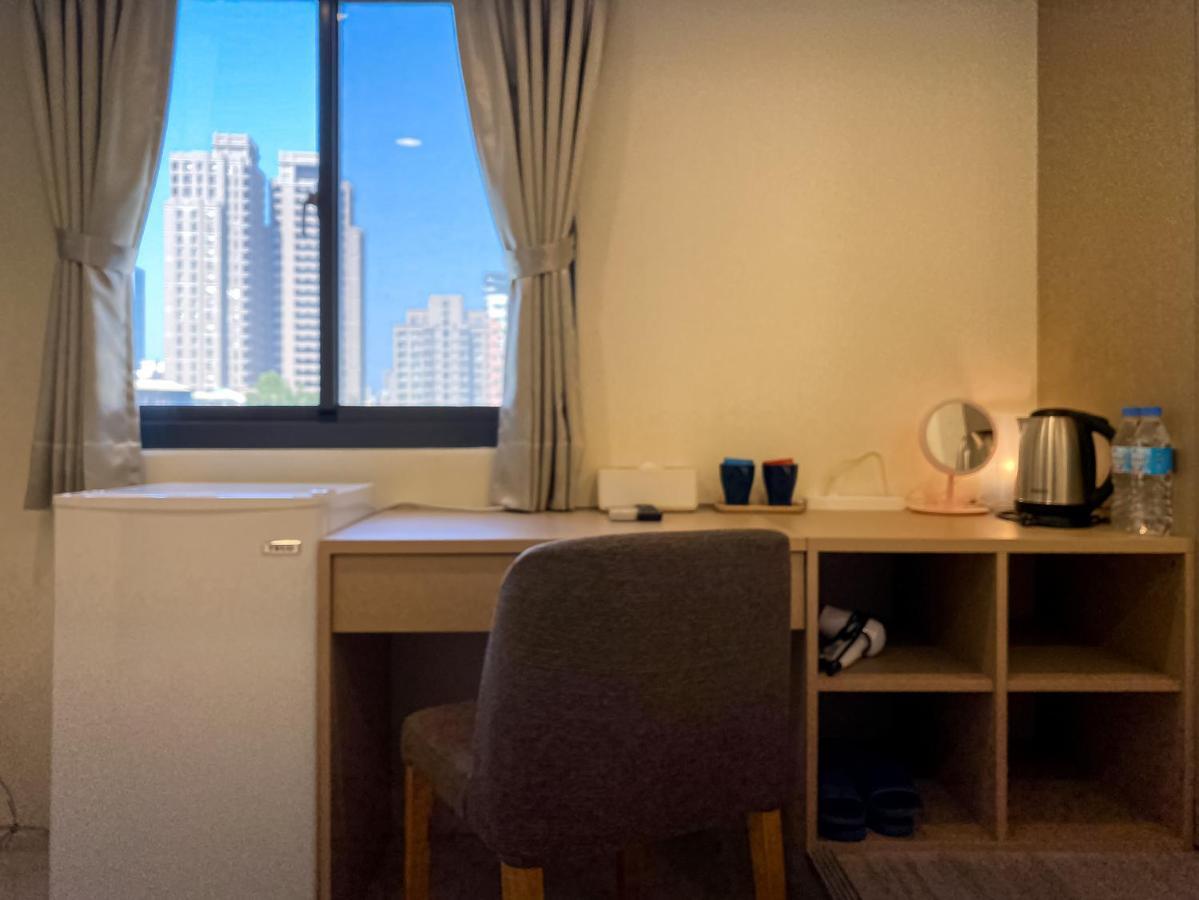 台中 柳川居酒店 外观 照片